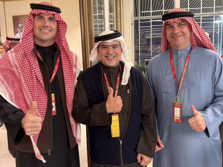 Eduardo Bolsonaro, o Diplomata Herói que a Mídia Tenta Esconder